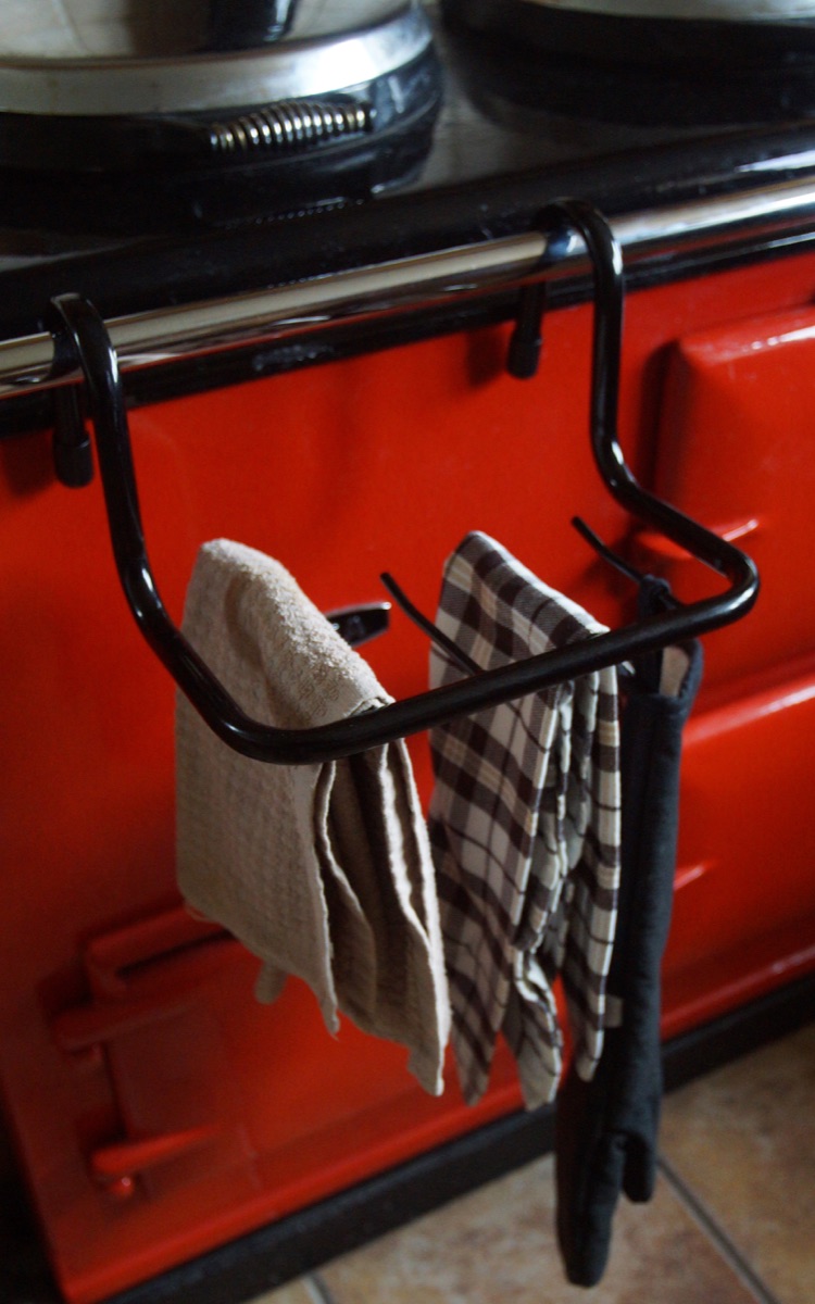 Tea Towel Holder in black, view 3